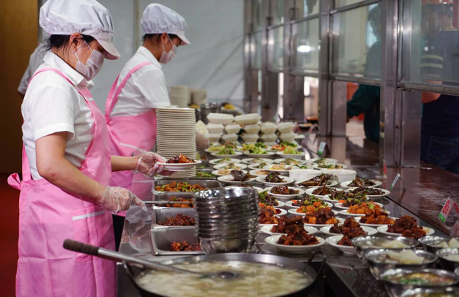 秋冬季節氣候變化，員工食堂要滿(mǎn)足營(yíng)養需求